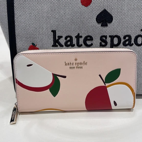 Kate Spade Honeycrisp Red Apple Continental Wallet
Pink Multi - Picture 6 of 16